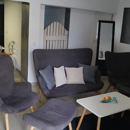 Elysium Residence Fira  Ngoại thất bức ảnh