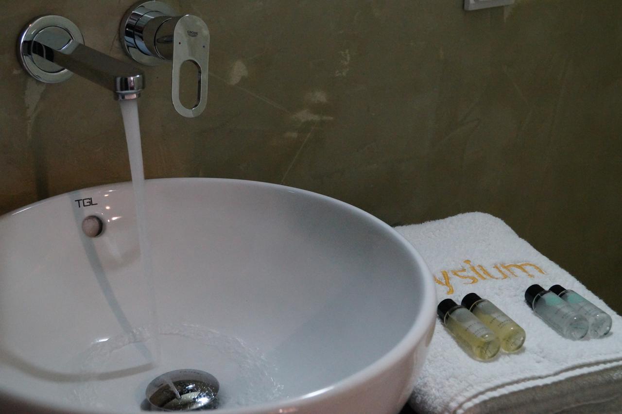 Elysium Residence Fira  Ngoại thất bức ảnh